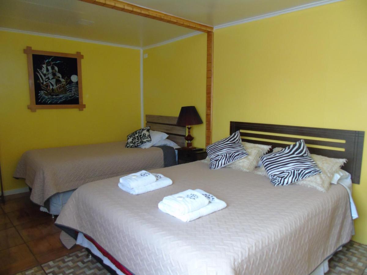 Hostal Geminis Puerto Natales Kültér fotó